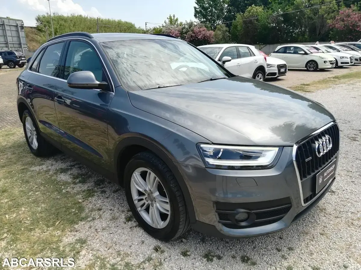 Usata Audi Q3 176 CV (129 kW) 2012 Grigio SUV