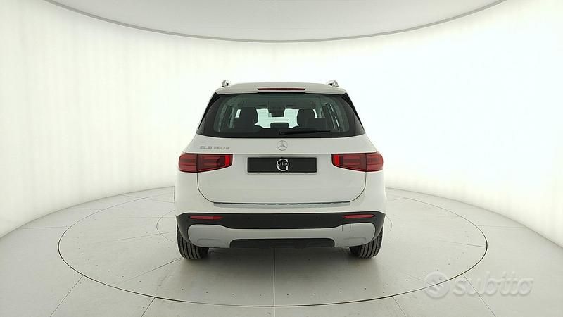 Usata Mercedes GLB180 Advanced 116 CV (85 kW) 2025 Bianco SUV