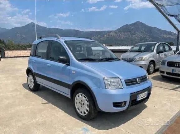 Usata Fiat Panda 4x4 Climbing 60 CV (44 kW) 2007 Utilitaria