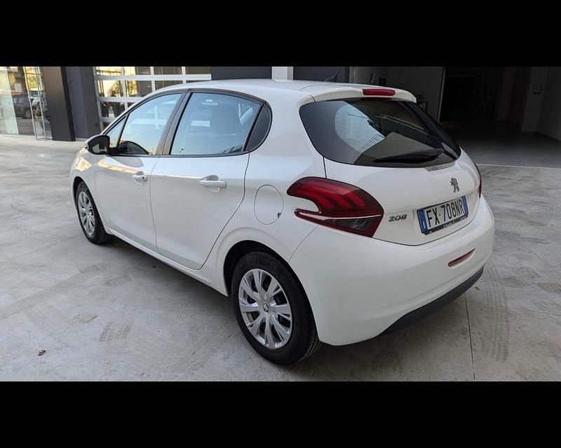 Usata Peugeot 208 Active 82 CV (60 kW) 2019 Bianco Utilitaria