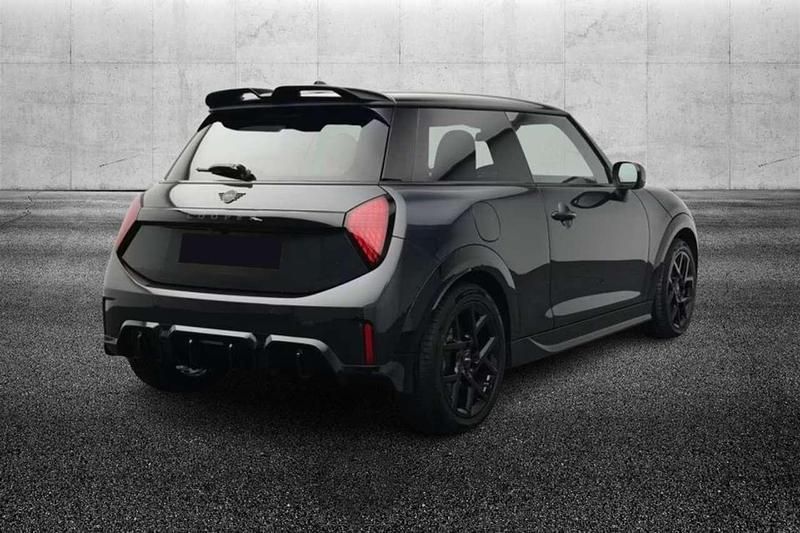 Usata Mini John Cooper Works 156 CV (114 kW) 2024 Grigio Utilitaria