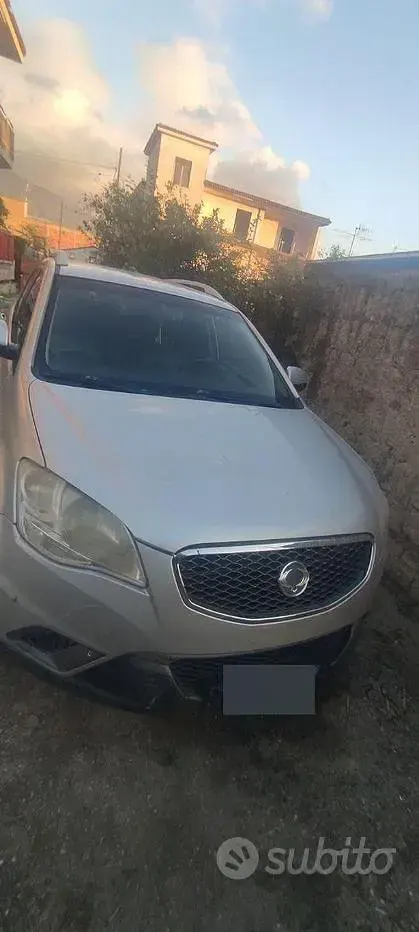 Usata SsangYong Korando 175 CV (128 kW) 2011 Grigio SUV