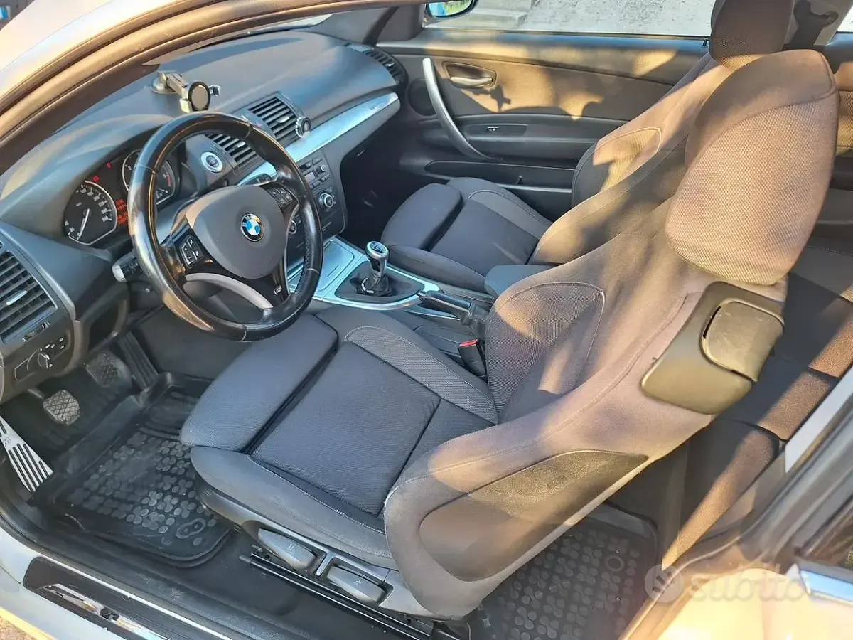 Usata BMW 120 M Sport 177 CV (130 kW) 2007 Bianco Utilitaria