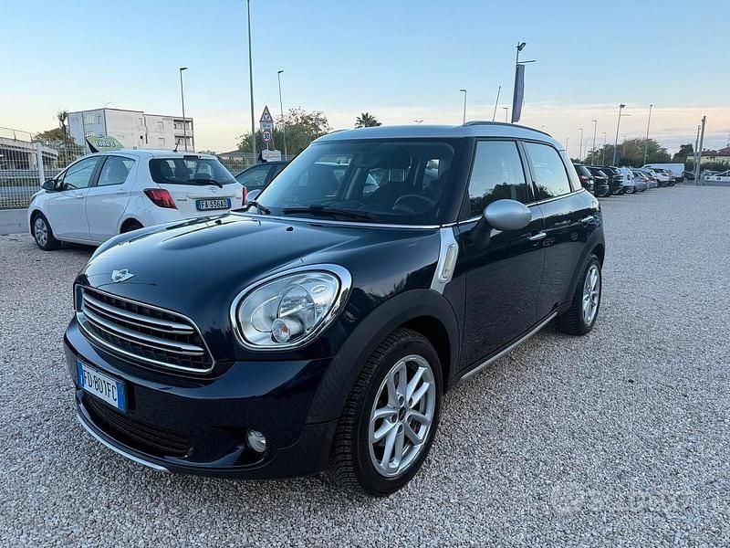 Usata Mini Cooper Countryman Business 143 CV (105 kW) 2016 Blu SUV