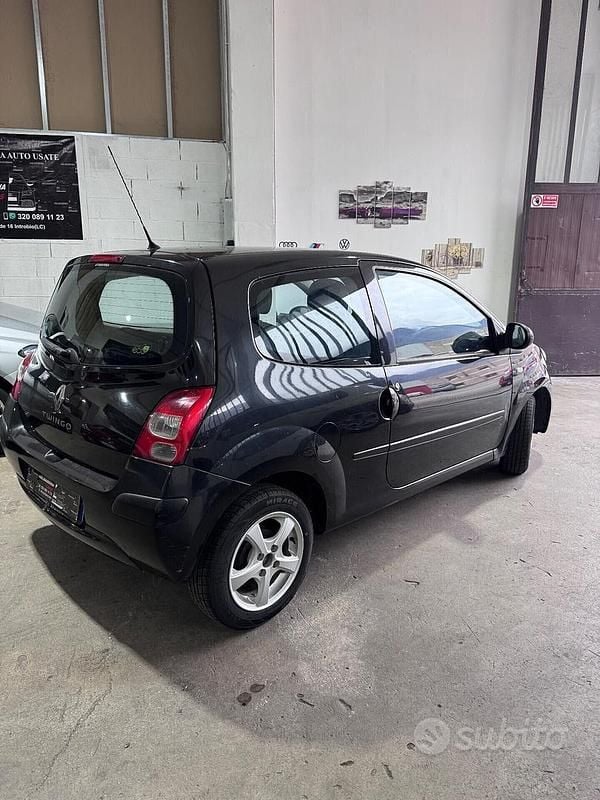 Usata Renault Clio II Dynamique 58 CV (42 kW) 2008 Nero Berlina
