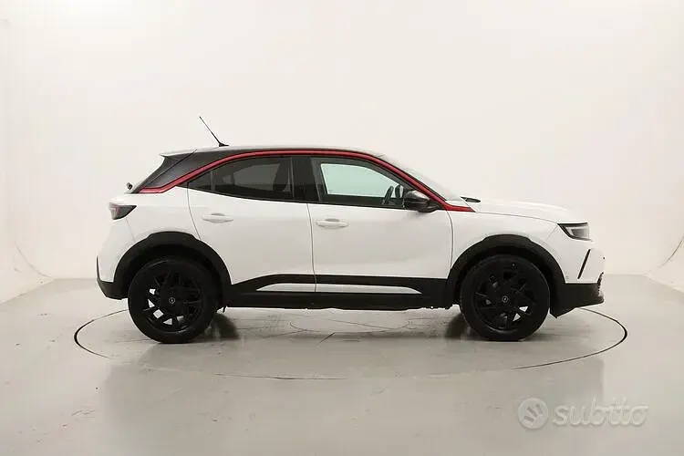 Usata Opel Mokka GS Line 110 CV (80 kW) 2021 Bianco SUV