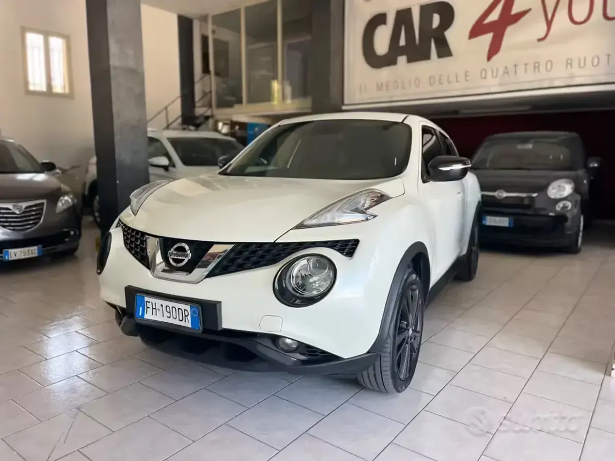 Usata Nissan Juke N-Connecta 110 CV (80 kW) 2016 Bianco SUV