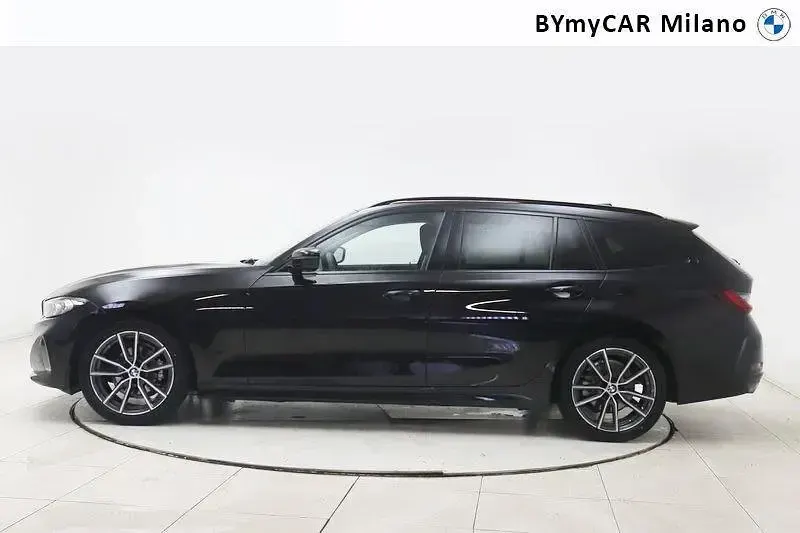 Usata BMW 318 M Sport 149 CV (109 kW) 2025 Nero Station wagon
