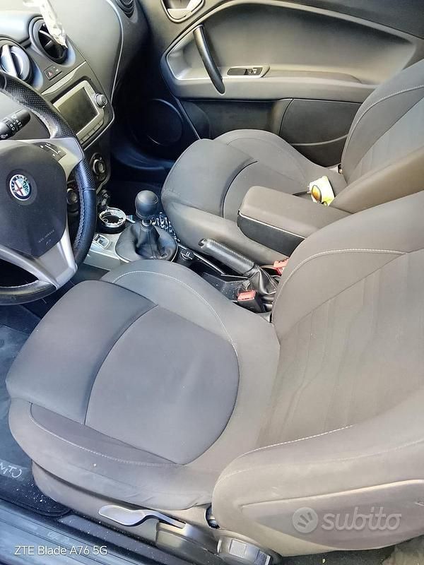 Usata Alfa Romeo MiTo 85 CV (62 kW) 2015 Nero Utilitaria