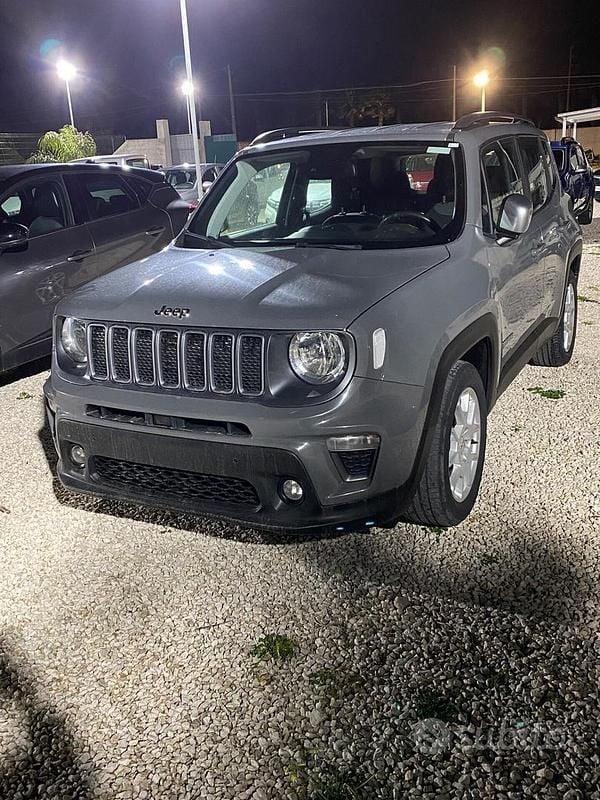 Usata Jeep Renegade Limited 120 CV (88 kW) 2022 Grigio SUV
