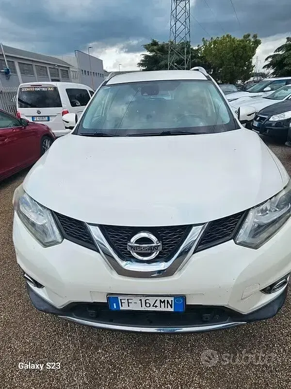 Usata Nissan X-Trail 131 CV (96 kW) 2016 Bianco SUV