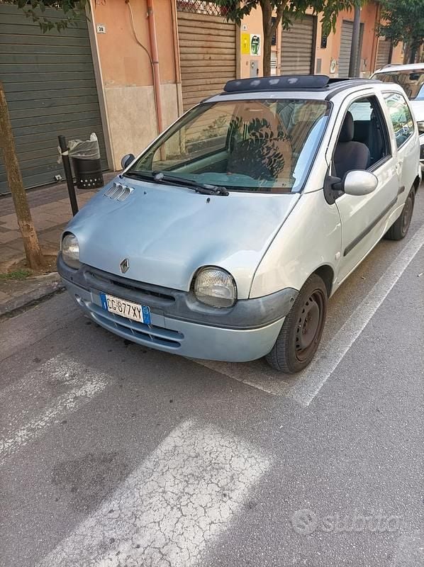 Usata Renault Twingo 75 CV (55 kW) 2003 Grigio Utilitaria