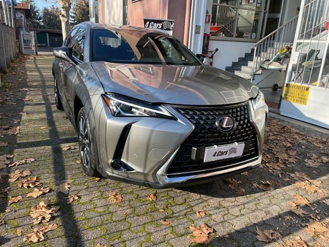 Grigio(met.) Usata 2020 Lexus UX 300e Executive Line SUV | 18.900 € (Ottimo prezzo) - Immagine 1/4