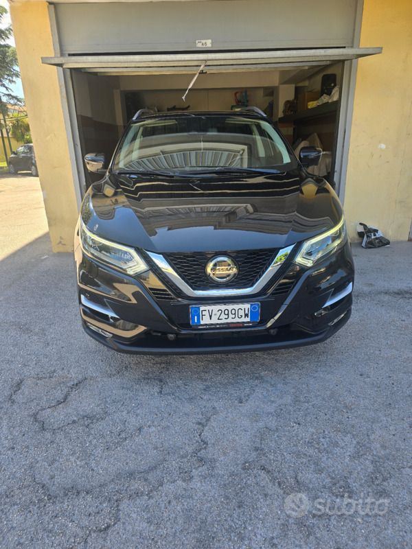 Nero Usata 2019 Nissan Qashqai N-Connecta SUV | 16.500 € (Buon prezzo) - Immagine 1/4