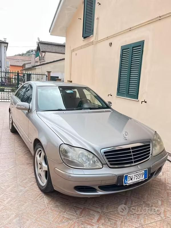 Usata Mercedes S320 204 CV (150 kW) 2003 Grigio Berlina