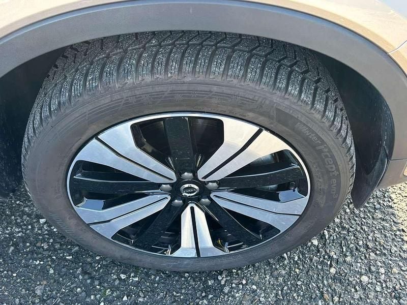 Usata Volvo XC40 Core 129 CV (94 kW) 2023 Argento SUV