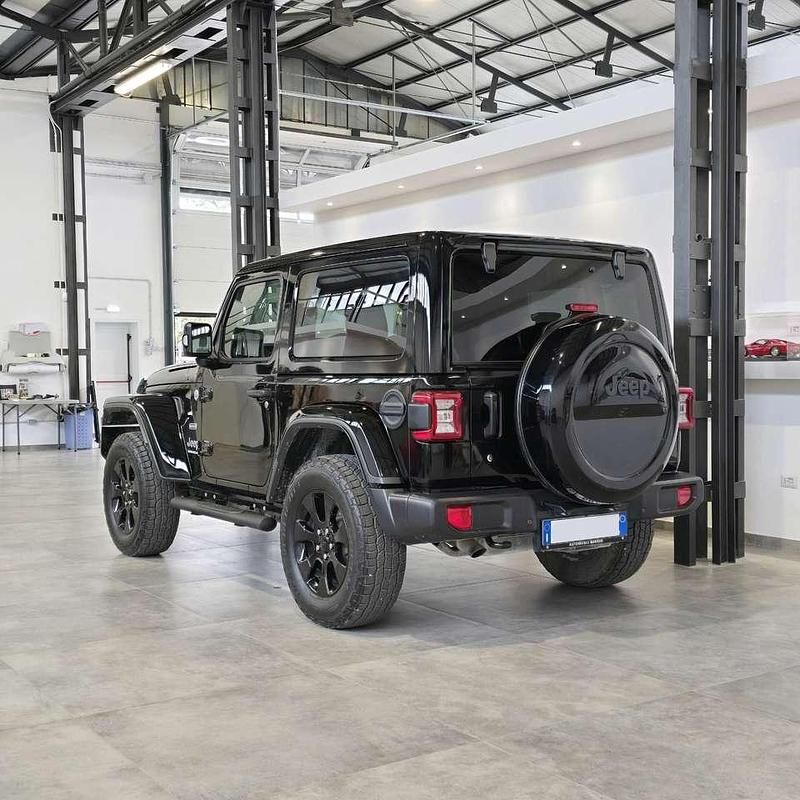 Usata Jeep Wrangler Overland 200 CV (147 kW) 2020 Nero SUV