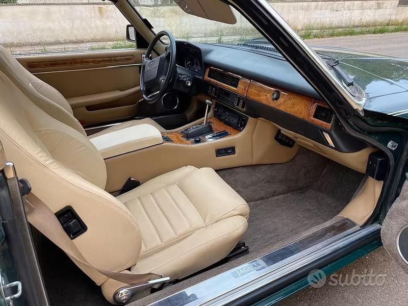 Usata Jaguar XJS 275 CV (202 kW) 1990 Verde Cabrio
