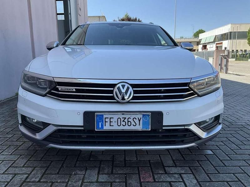 Usata 2016 VW Passat Alltrack Station wagon | 13.999 € (Buon prezzo) - Immagine 1/4