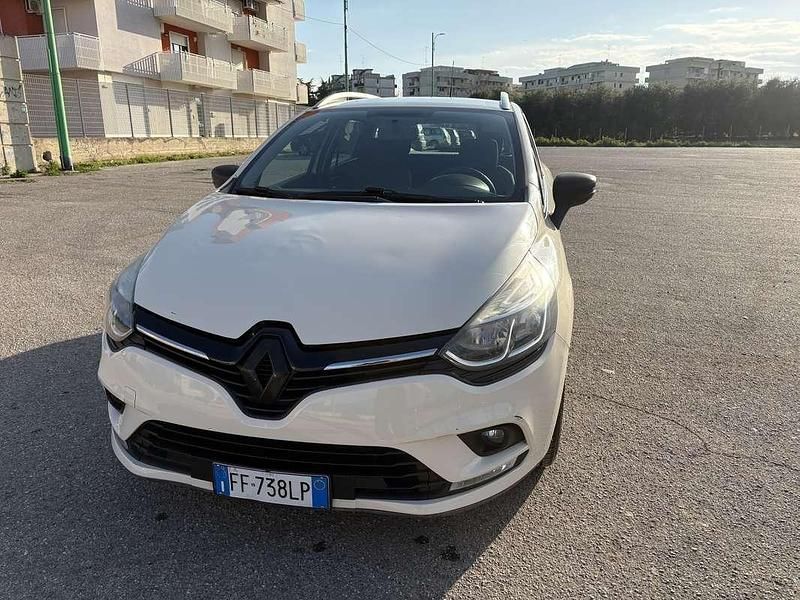 Usata Renault Clio GrandTour 90 CV (66 kW) 2016 Bianco Station wagon
