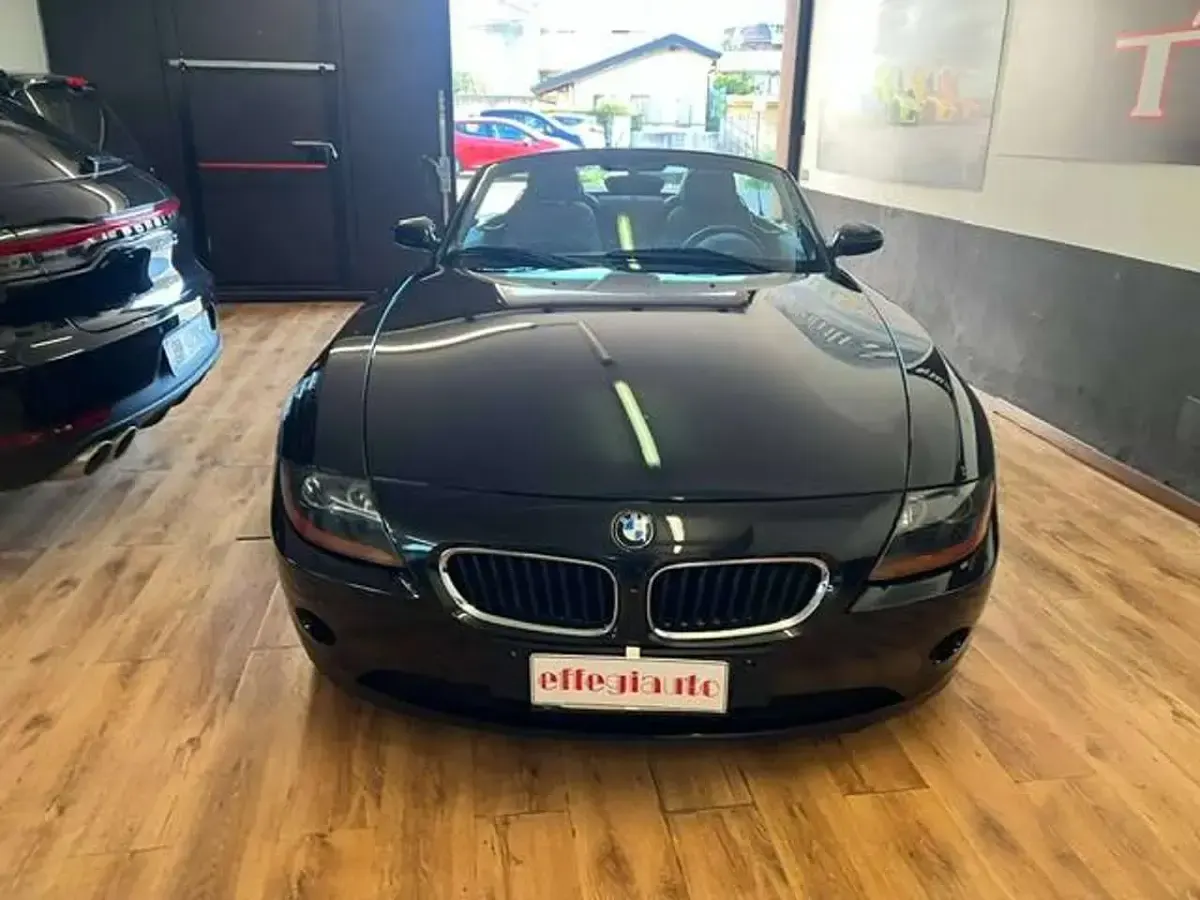Usata BMW Z4 170 CV (125 kW) 2004 Nero Cabrio