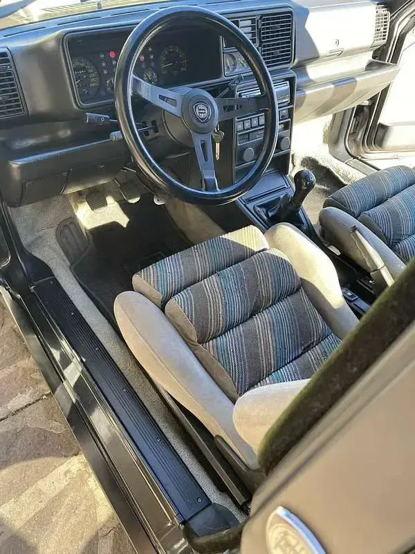 Usata Lancia Delta 181 CV (133 kW) 1988 Utilitaria