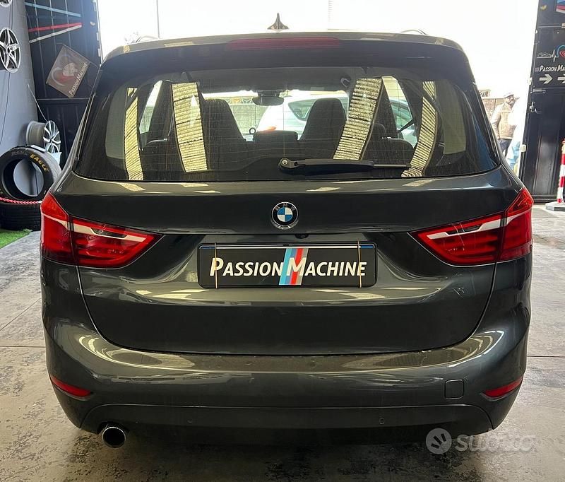 Usata BMW 218 150 CV (110 kW) 2017 Grigio Station wagon