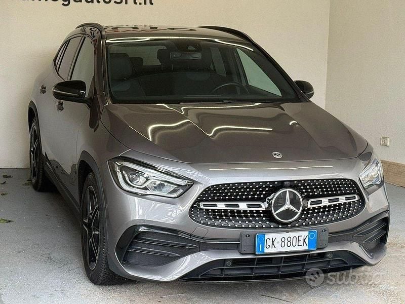 Usata Mercedes GLA220 Premium 190 CV (139 kW) 2022 Grigio SUV
