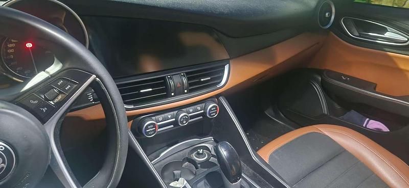 Usata Alfa Romeo Giulia Business 150 CV (110 kW) 2017 Berlina