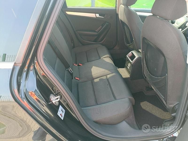 Usata Audi A4 143 CV (105 kW) 2010 Nero Station wagon