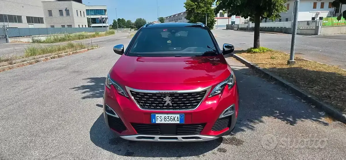 Usata Peugeot 3008 GTi 177 CV (130 kW) 2019 Rosso SUV