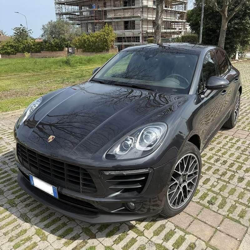 Usata Porsche Macan 250 CV (183 kW) 2017 Grigio SUV