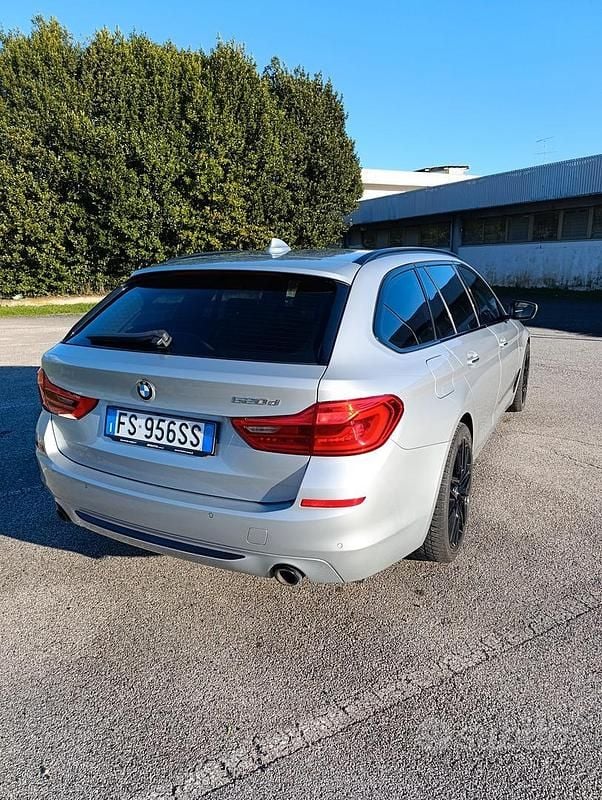 Usata BMW 520 M Sport 190 CV (139 kW) 2018 Grigio Station wagon