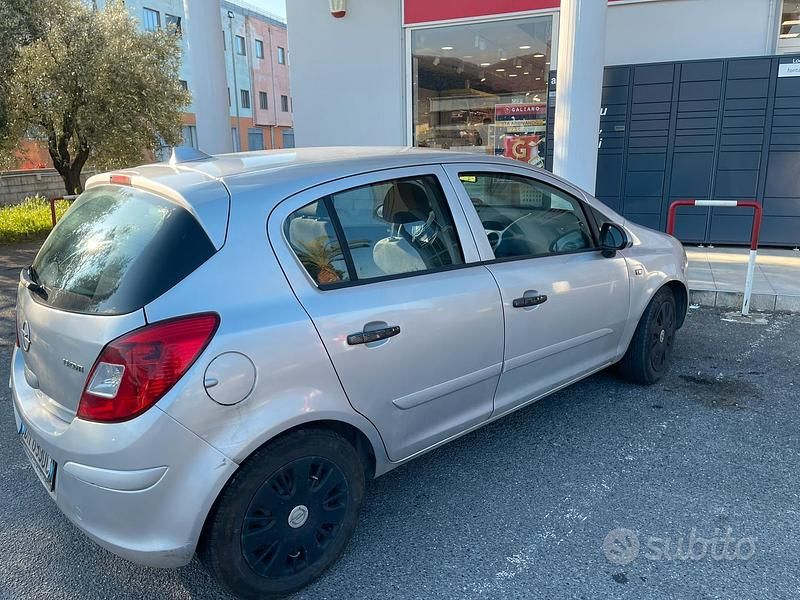 Usata Opel Corsa 2007 Grigio Utilitaria