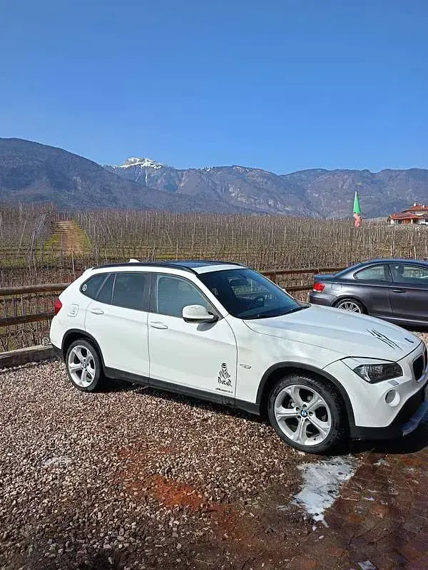 Usata BMW X1 Efficient Dynamics 179 CV (131 kW) 2012 Bianco SUV