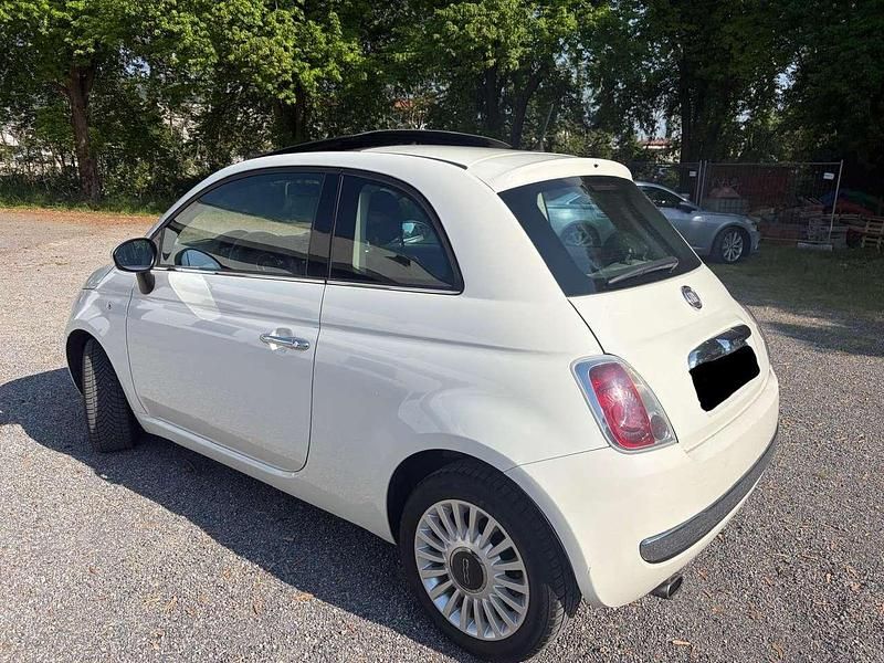 Usata Fiat 500 Lounge 75 CV (55 kW) 2008 Bianco Utilitaria