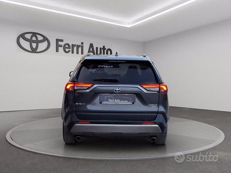 Usata Toyota RAV4 222 CV (163 kW) 2022 Grigio SUV