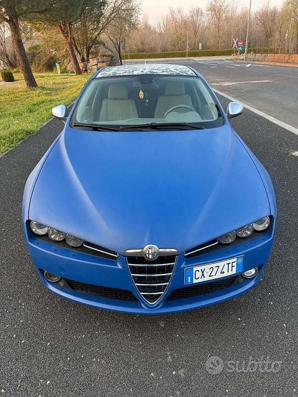 Usata Alfa Romeo 159 150 CV (110 kW) 2007 Blu Berlina