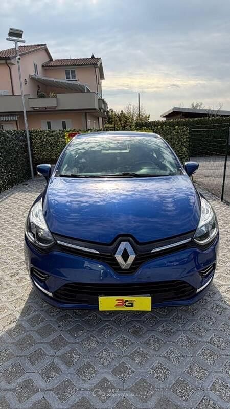 Second-hand Renault Clio IV Intens 90 CP (66 kW) 2019 Berlinǎ