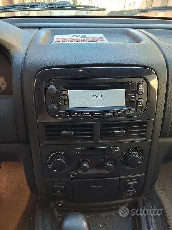 Usata Jeep Grand Cherokee 163 CV (119 kW) 2005 Nero SUV