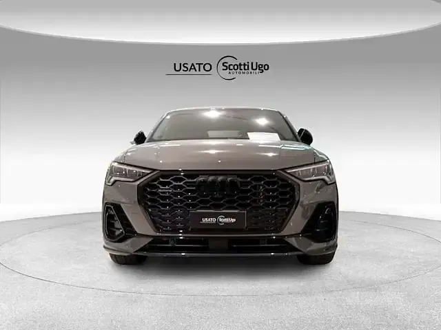 Usata Audi Q3 Sportback Comfort 200 CV (147 kW) 2023 Grigio SUV