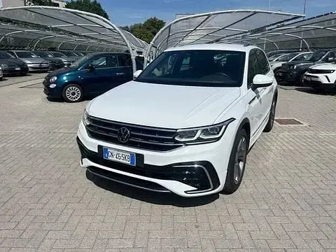 Usata VW Tiguan R-line 150 CV (110 kW) 2023 SUV