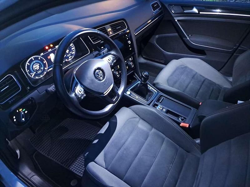 Usata VW Golf VII Executive 110 CV (80 kW) 2017 Berlina