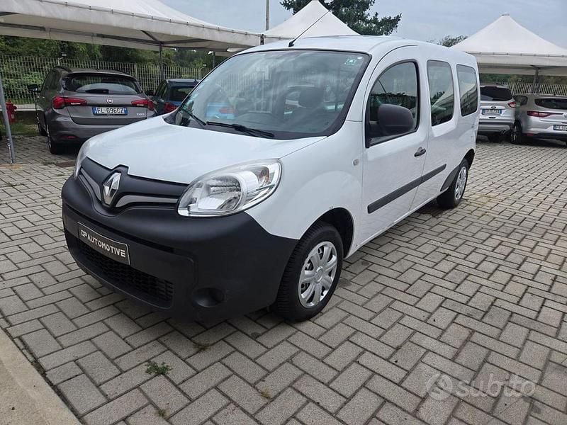 Usata Renault Kangoo 115 CV (84 kW) 2020 Bianco Monovolume