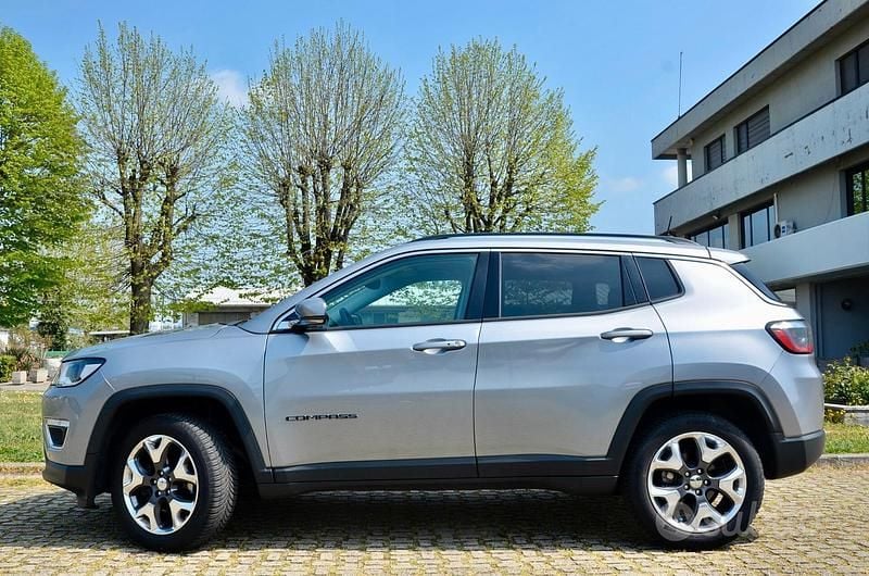 Usata Jeep Compass Limited 140 CV (102 kW) 2018 Grigio SUV