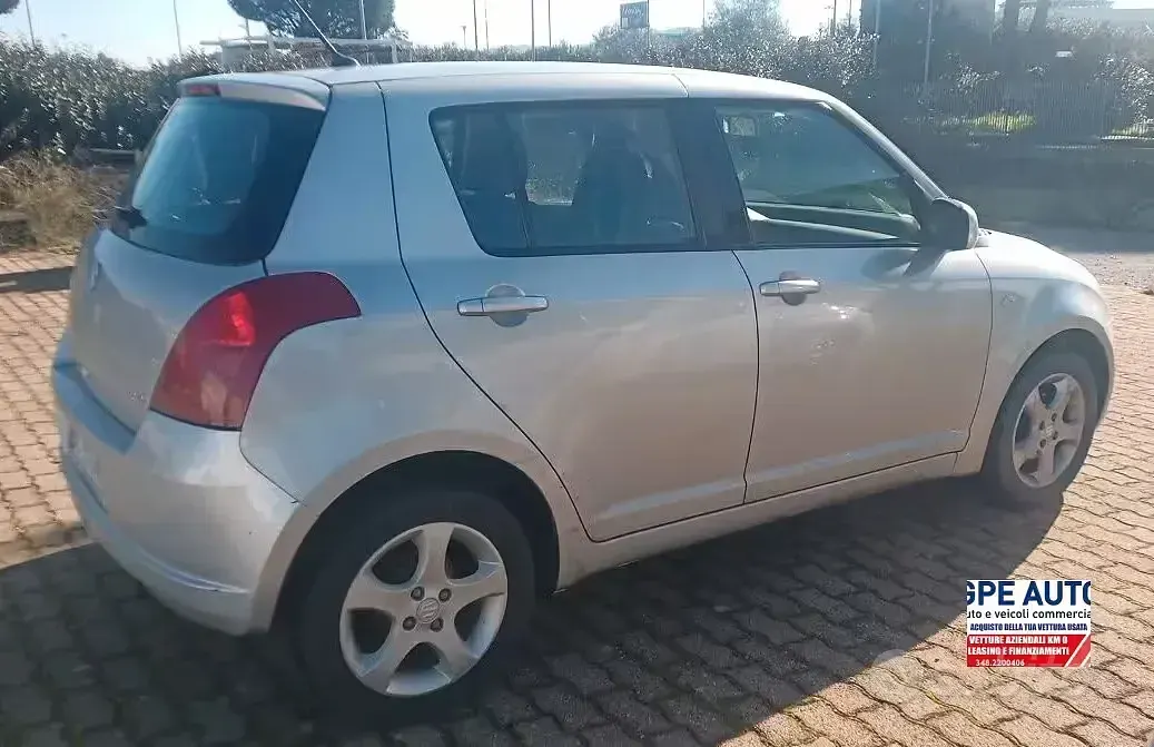 Usata Suzuki Swift 92 CV (67 kW) 2006 Grigio Utilitaria
