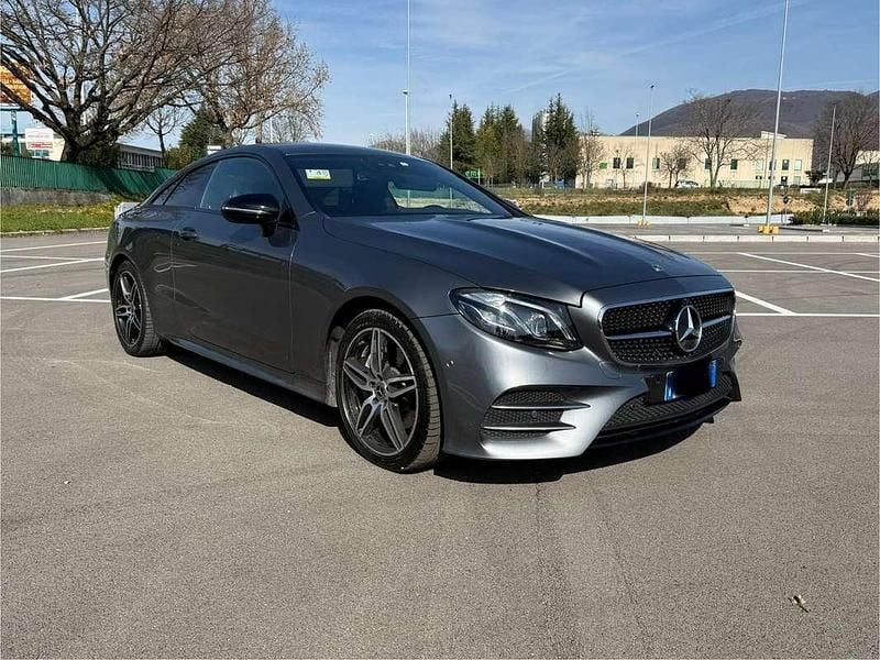Usata Mercedes E220 Premium 194 CV (142 kW) 2019 Coupé