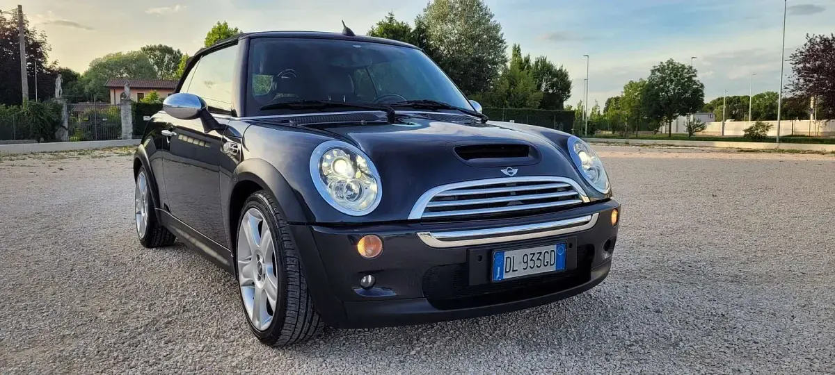 Usata Mini Cooper S Cabriolet 170 CV (125 kW) 2007 Cabrio