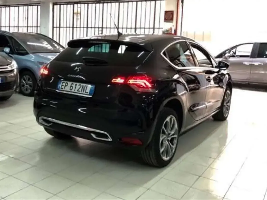 Usata Citroën DS4 Sport Chic 136 CV (100 kW) 2012 Nero Utilitaria