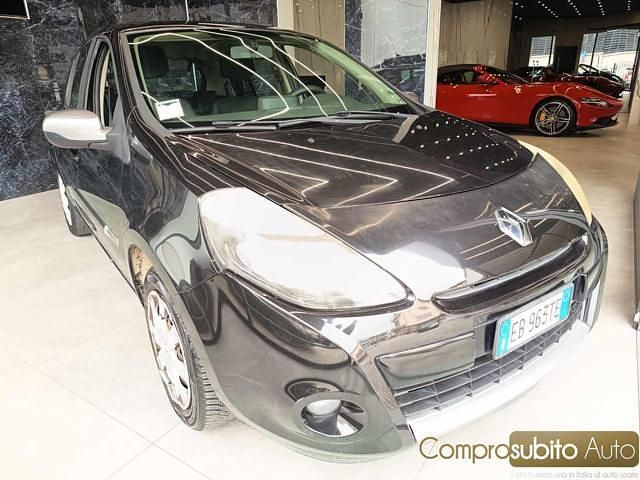 Usata Renault Clio II 75 CV (55 kW) 2010 Nero Berlina